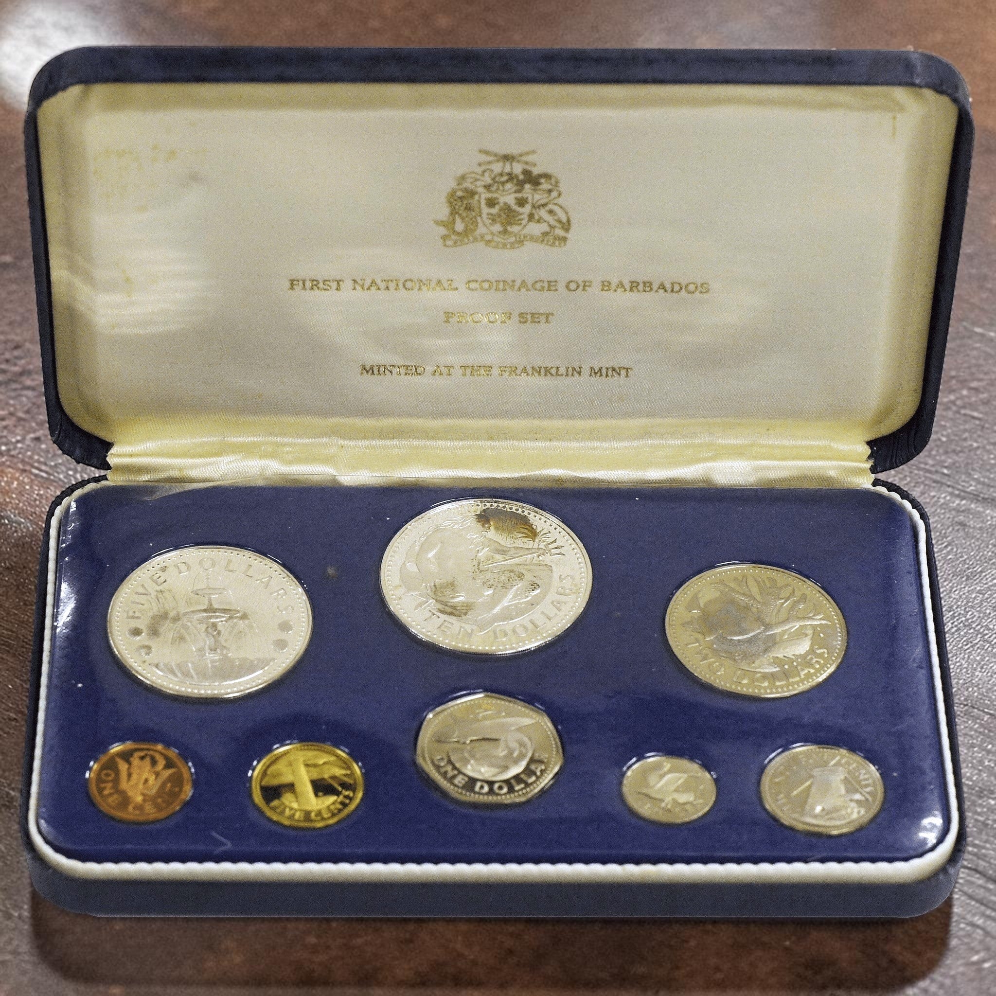 バルバドス 8枚組ミントセット 1973年 元箱付属 完全未使用品 - NJ BUYER'S MARKETPLACE