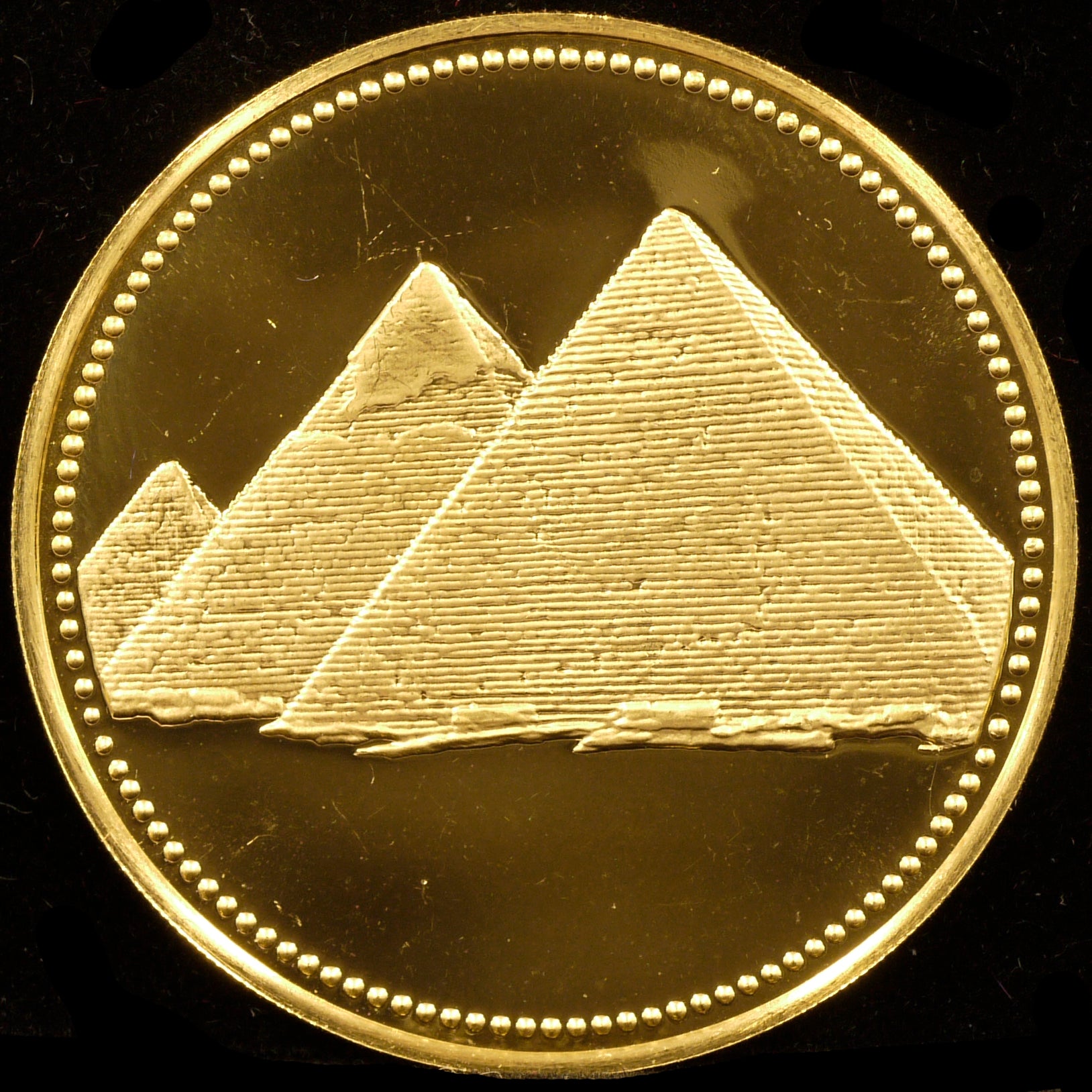 エジプト 100ポンド金貨 1991年 ギザの三大ピラミッド｜コイン